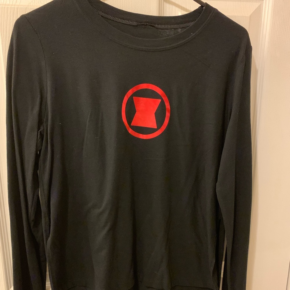 Hero Within Black Widow long sleeve - size S